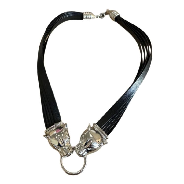 

Bold Statement Pieces Panther Head Charm Necklace Panther Face Neckchain Designed For Trendy And Edgy Fashion Lovers серебряный