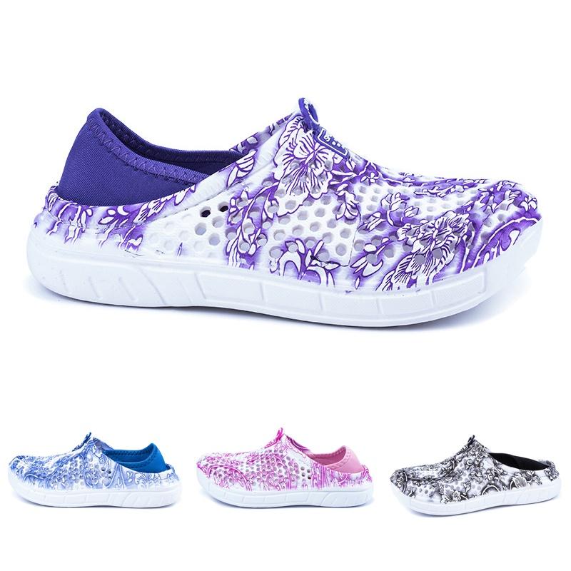 Lightweight Women's Summer Beach Sandals With Non-slip Massage Soles For Comfort