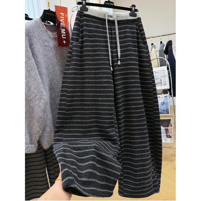 Plus Size Elastic Waist Striped Sweatpants for Autumn & Winter - Velvet, Loose Fit