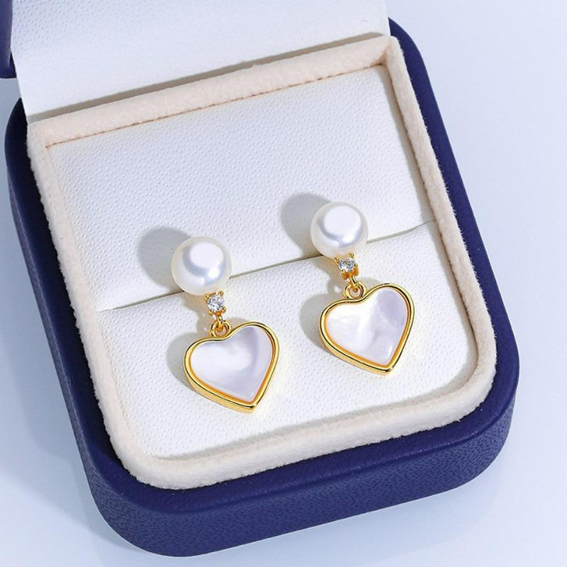 Natural Freshwater Pearl Stud Earrings S925 Sterling Silver Earrings Fritillary Zircon Pearl Earrings Light Luxury High Sense