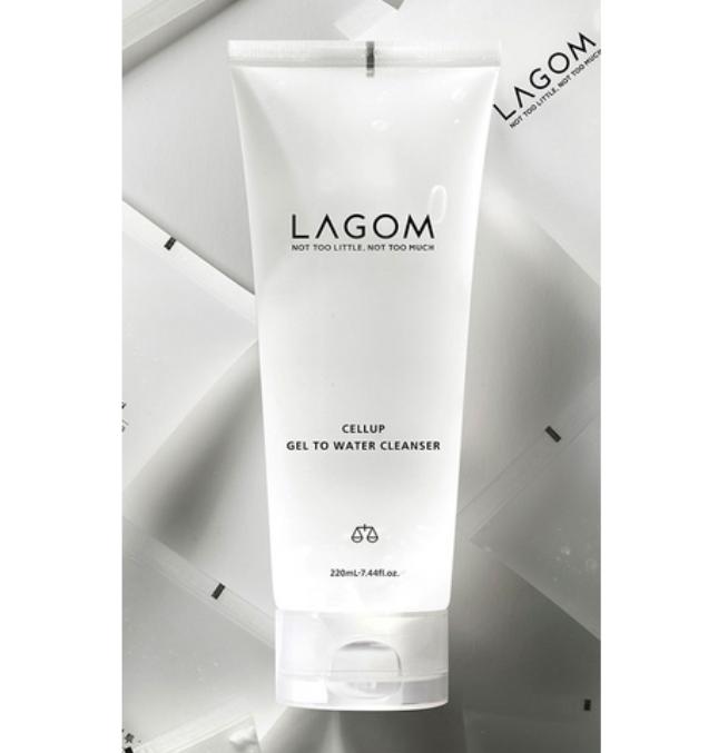 LAGOM Cellup Gel to Water Cleanser 220ml – Gentle Morning Hydrating Cleanser