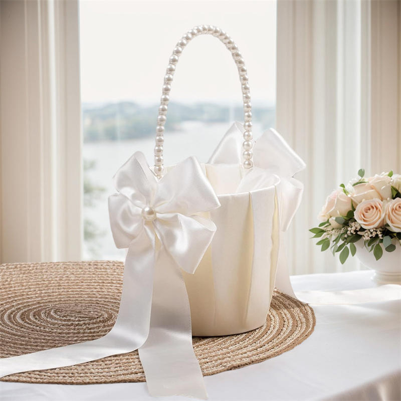 White Satin Pearl Wedding Flower Basket Bowknot Wedding Scattering Flower Basket Foldable Flower Girl Pearl Handle Baskets