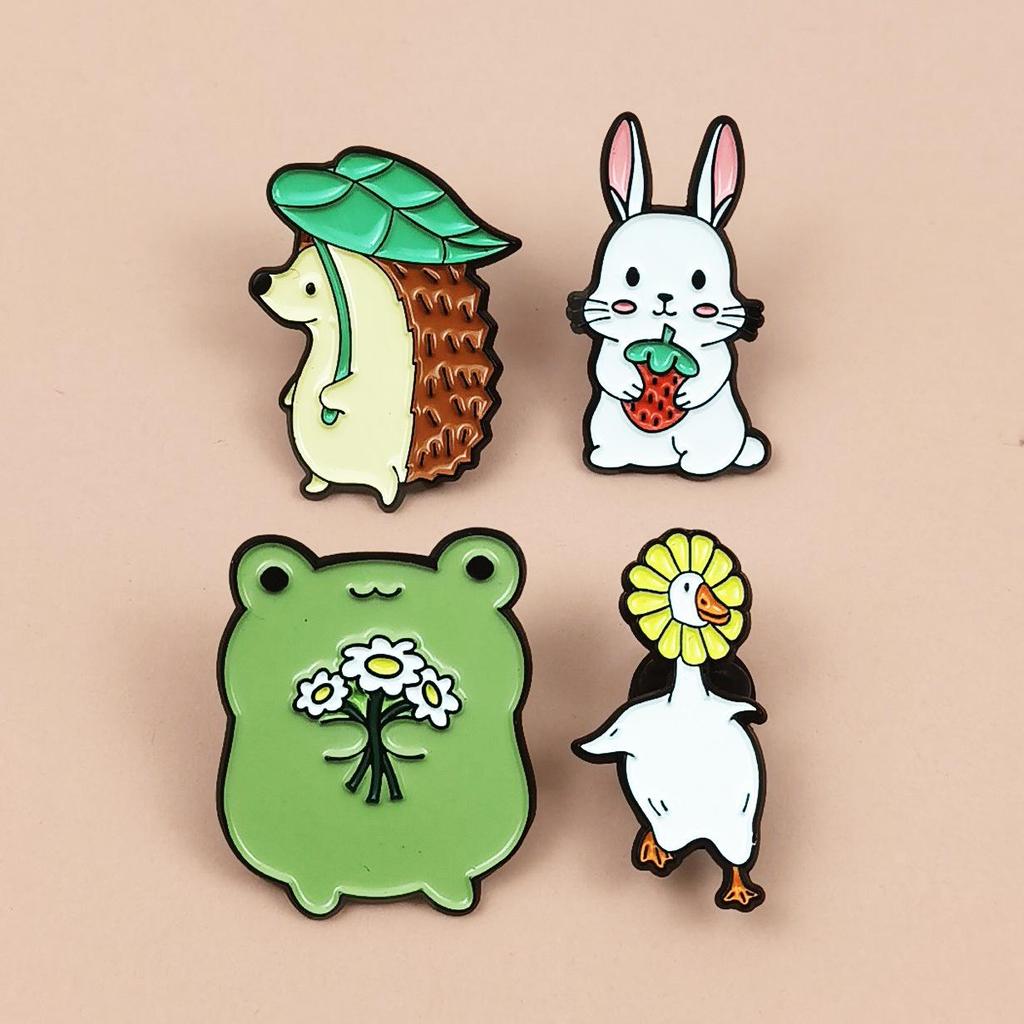 Creative Cute Animal Brooch: Rabbit & Hedgehog Cartoon Pin for Clothes & Hats