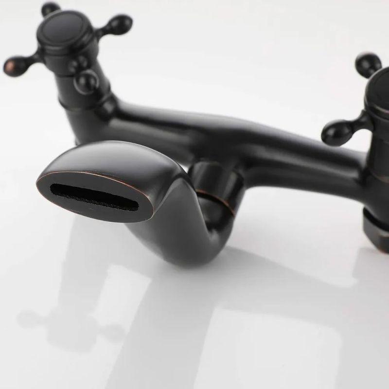 Retro Copper Bathtub Faucet, Wall Mounted Bathroom Faucet, Hot and Cold Water Bathtub Faucet with Double Handle