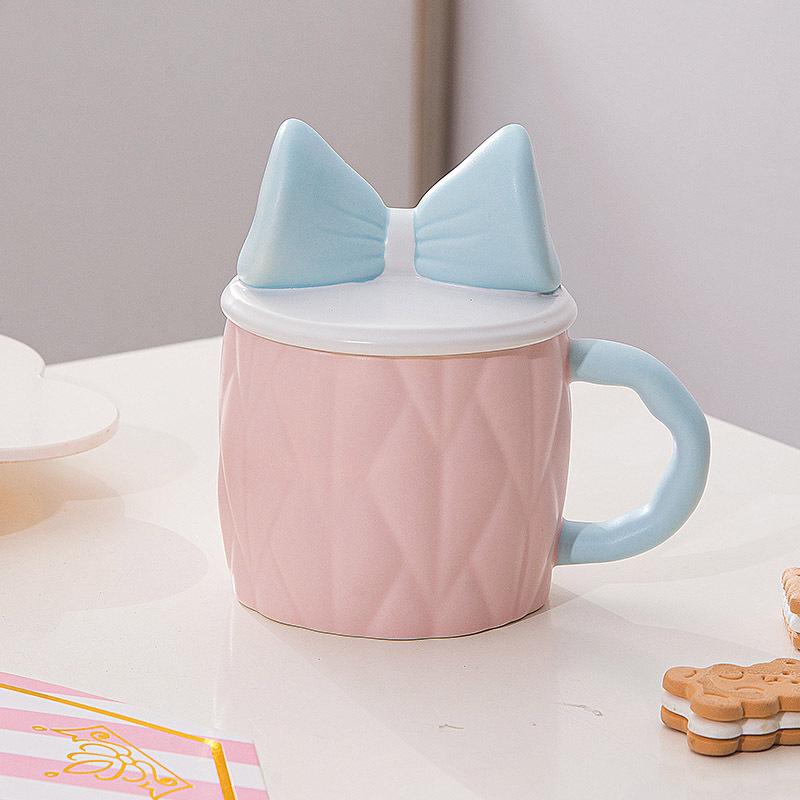 

Cute and simple ceramic mug ins wind matte bow coffee water cup with lid souvenir drinking water cup 370ml