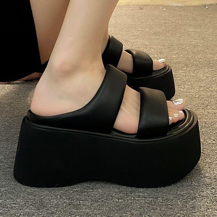 

Женские шлепанцы на высокой платформе с открытым носком, массивные пляжные сандалии на танкетке, новинка 2025 года, женские шлепанцы на толстой подошве 35 чёрный