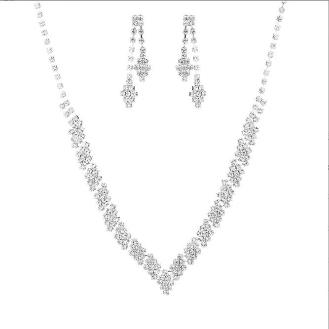 Elegant Bridal Jewelry Set: Stunning Diamond Earrings & Necklace for Weddings
