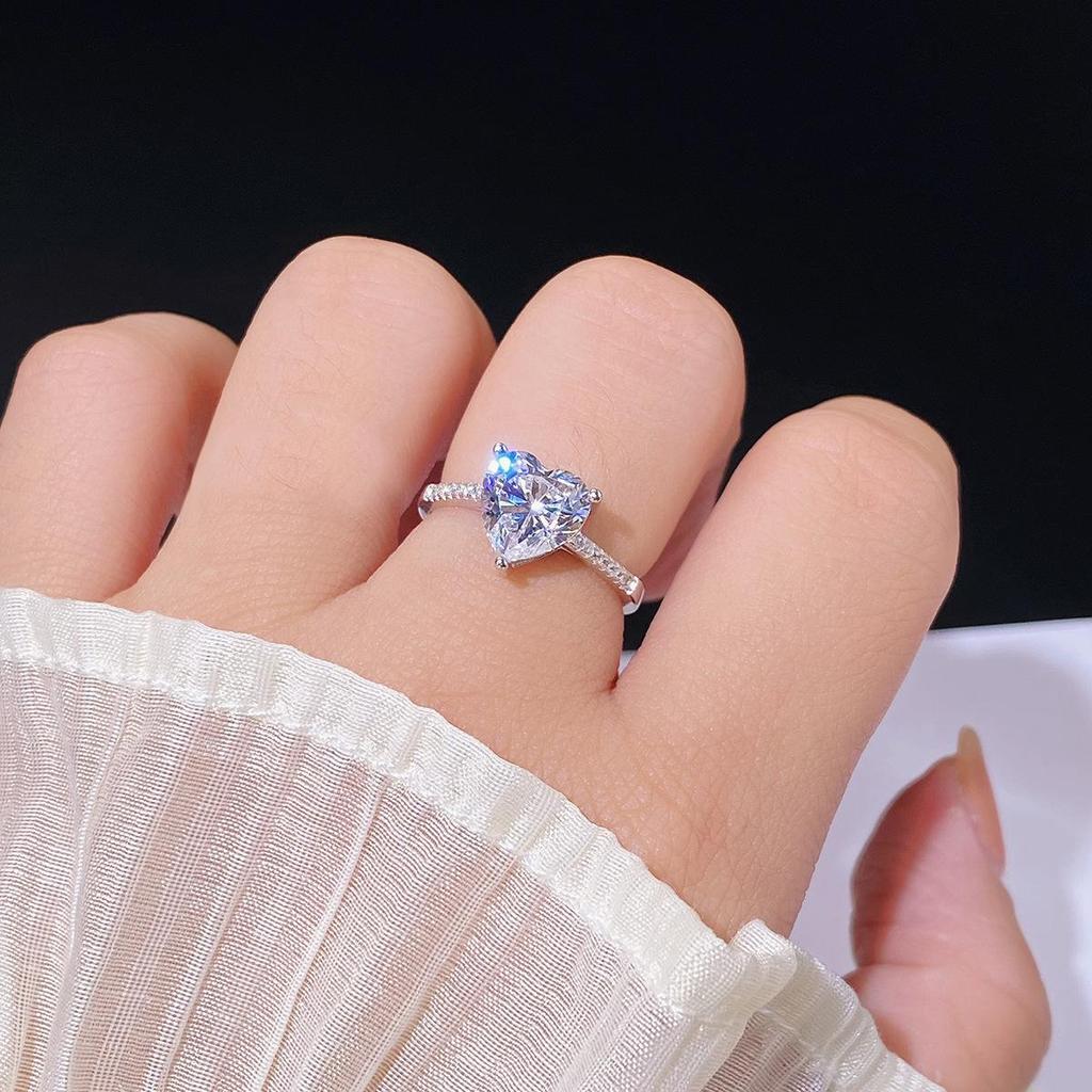 European and American S925 Sterling Silver Engagement Ring with High Carbon Diamond - Women's Heart Design