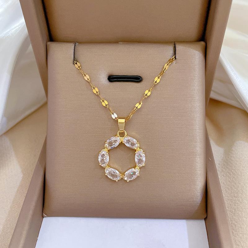 Geometric Popular Elements Luxury Banquet Wedding Necklace Women'S Versatile Clavicle Chain Titanium Steel