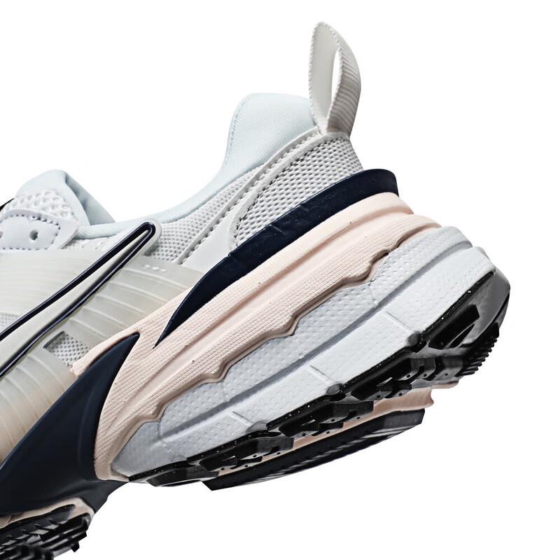 Nike V2K RUN Women's Casual Sneakers