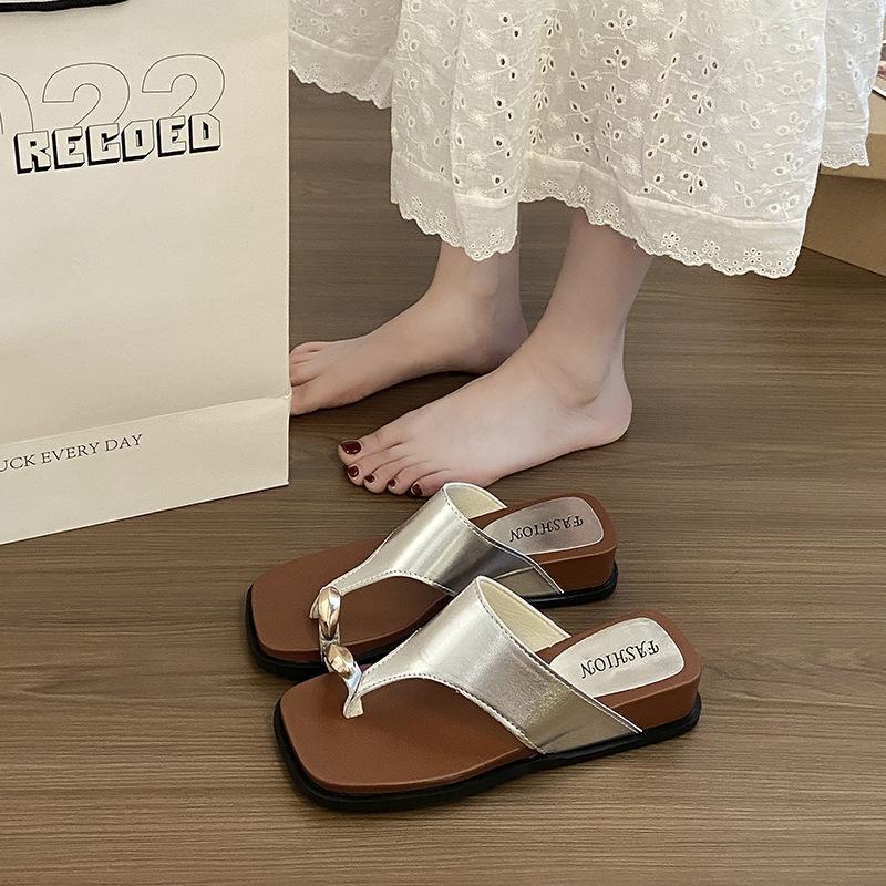 Thick Sole Heightened Slope Heel Cover Toe Cool Slippers Women's Summer Wear New with Skirt Beach Sandals Flip-flops