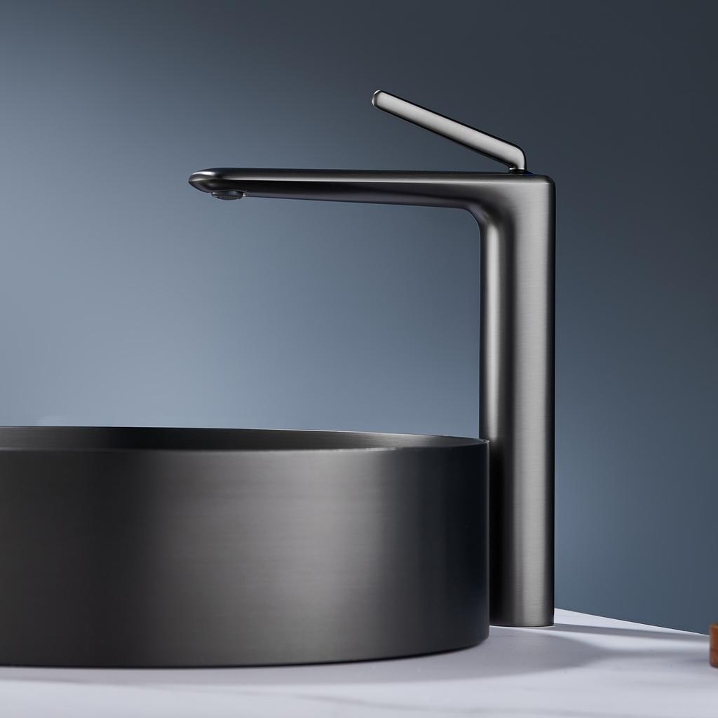 Brushed Rose Gold Bathroom Faucet Brushed Gold Basin Faucet Hot Cold Sink Faucet Brass Lavotory Faucet Swivel Sink Water Crane
