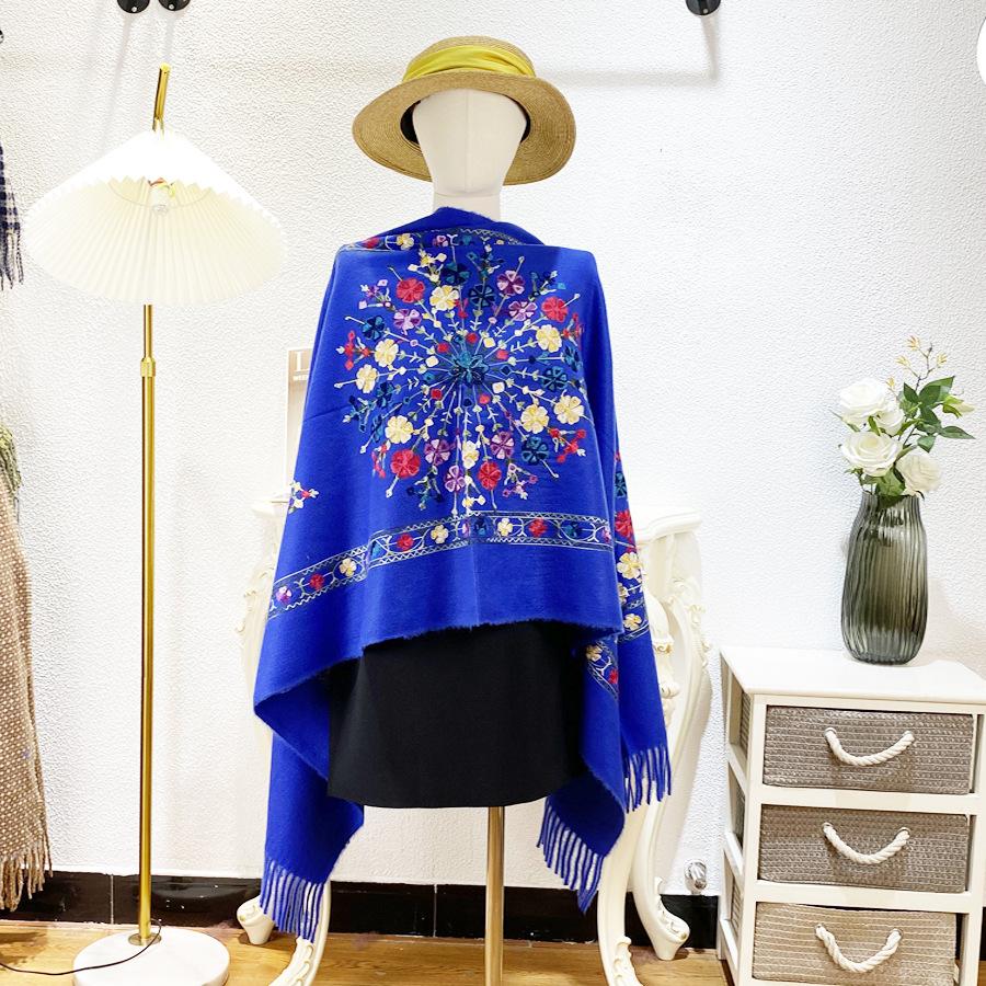 Ethnic style embroidered cape, shawl, and scarf for women, embroidered for warmth, suitable for travel in Lijiang, Qinghai Lake, and Tibet