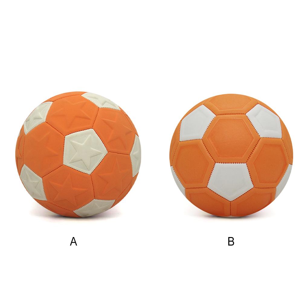 Oranžový fotbal odolný proti kopání Pro nadšence venkovních sportů Míč s prohlubněmi Rotační míč