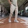 Partea de jos – Pantaloni de trening și colanți