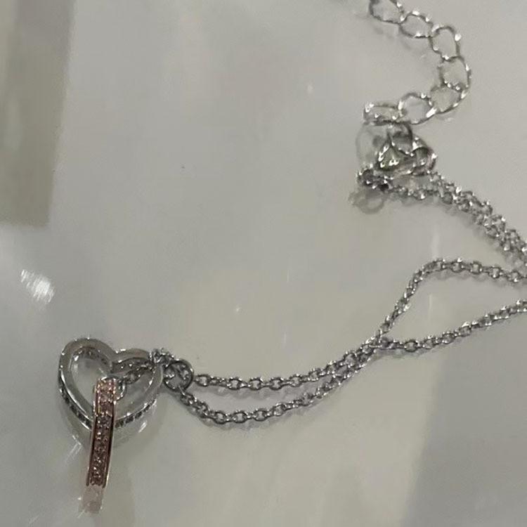 Stunning Dual Heart Rose Gold Necklace With Geometric Design For Womens Fashion