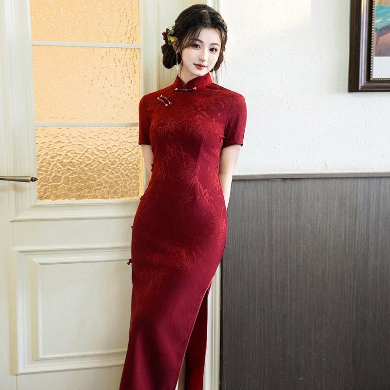 Red Modern Chinese-Inspired Long Cheongsam Dress Women 2026 Stylish Short Sleeve Vintage Fit Small
