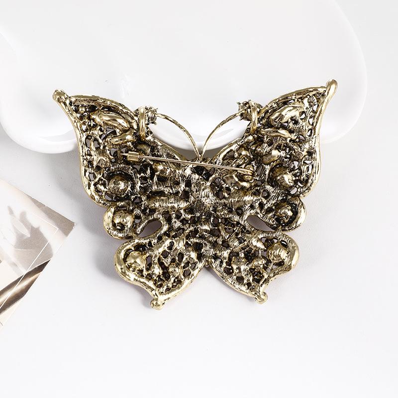 Vintage Inlaid Diamond Butterfly Brooch - Elegant Retro Insect Pin for Women