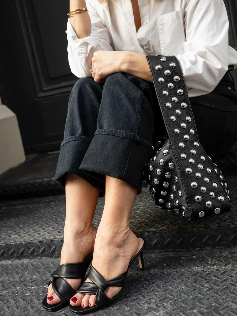 Vintage Black Rivet Shoulder Bag Retro Motorcycle Style Luxury Tote for Women Commuter Shopping Purse