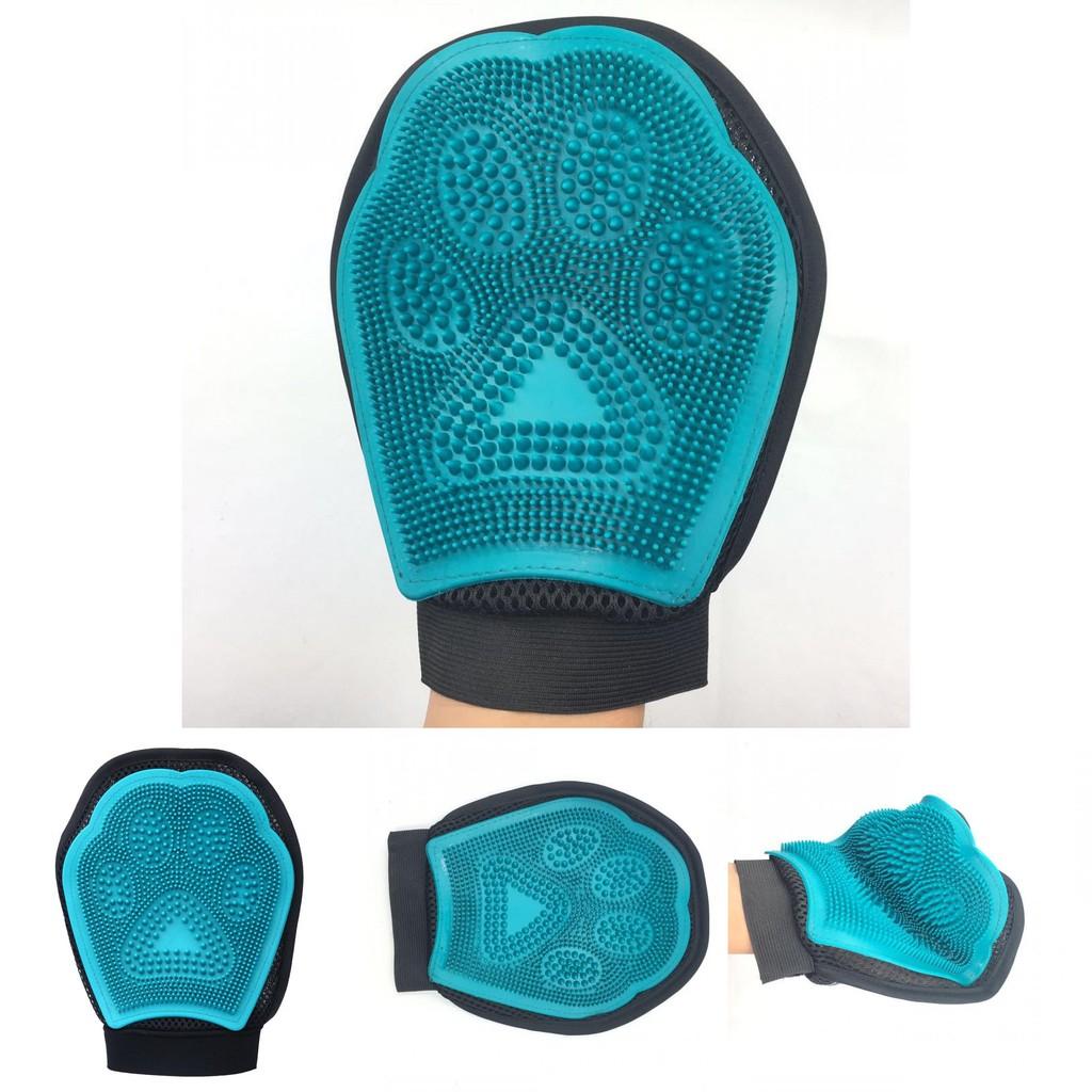 Soft And Flexible Magic Glove For Gentle Dog Cat Massage And Grooming