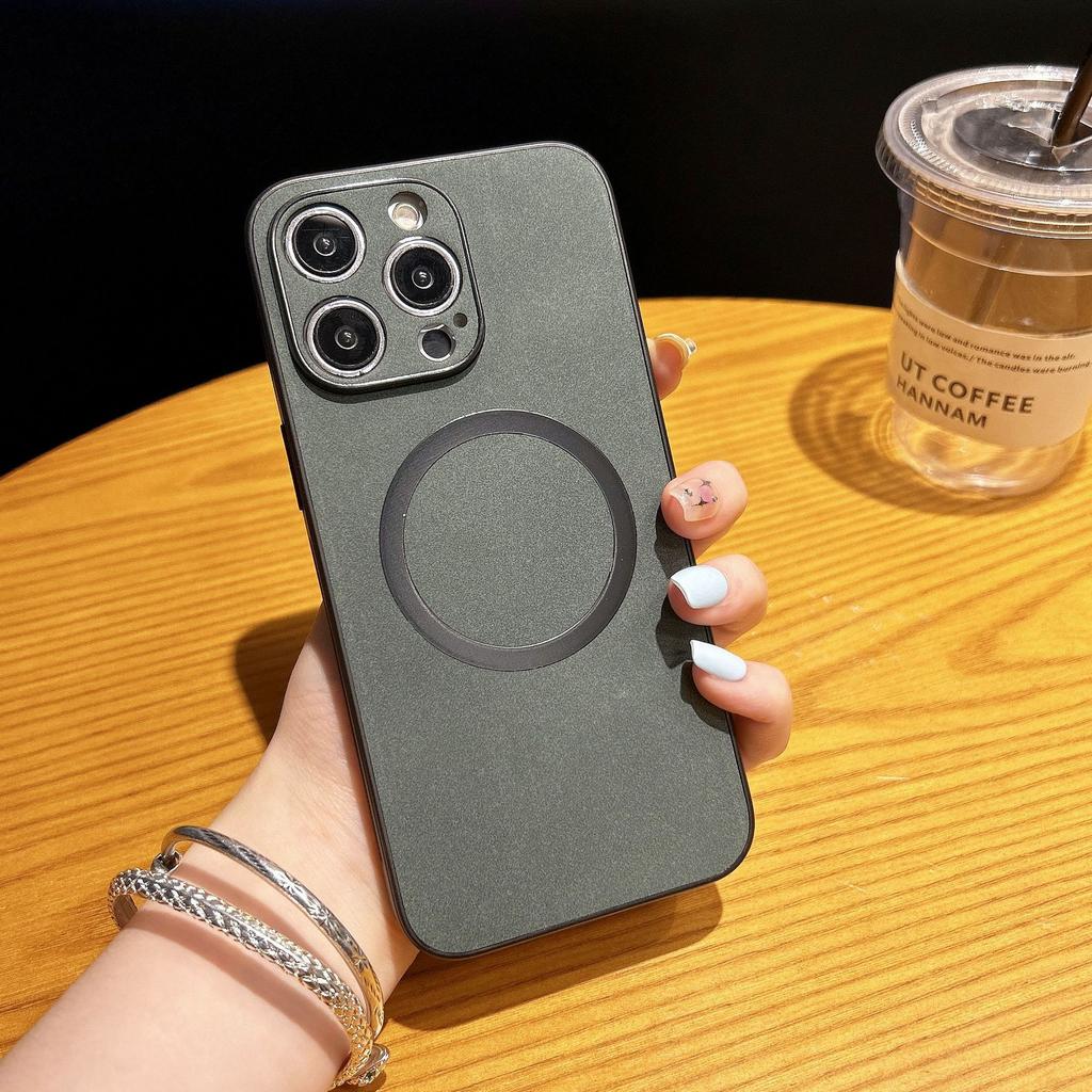 Magnetic Attraction for IPhone15promax, Anti-drop Apple 14 Simple Business Retro Phone Case