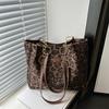 Casual Commuting Large-capacity Bag Women's 2025 Autumn New Suede Suede Leopard Print Shoulder Bag Portable Tote Bag