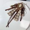 Retro Fabric Bow Brooch Crystal Beauty Head College British Style Shirt Collar Pin Bowknot Lapel Pins for Women Accessories