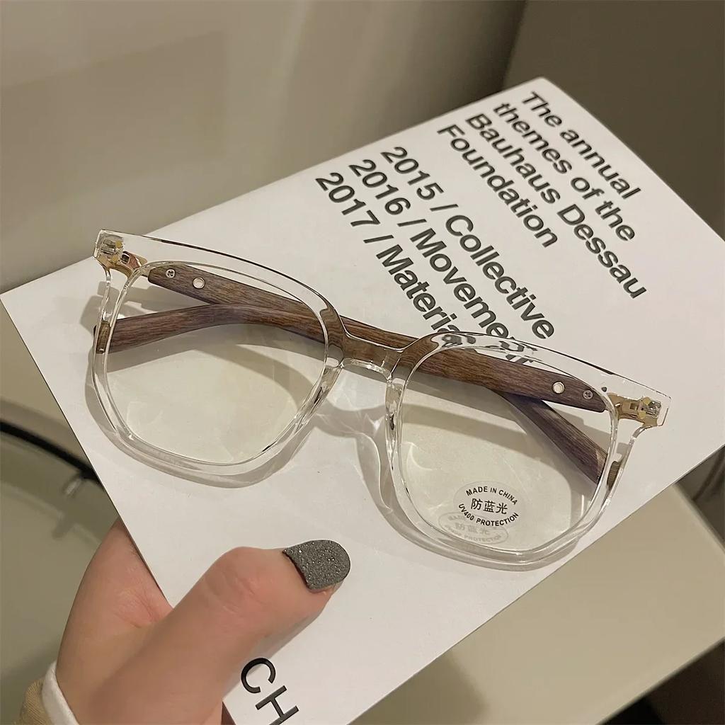 New Wood Grain Mirror Legs Myopia Glasses Fashion Vintage Anti Blue Light Transparent Glasses Near Sight Eyeglasses