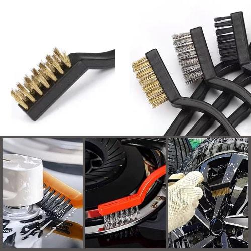 Wire Brush, Metal Brush, Brass Brush, Cleaning and Polishing Tool, Copper Wire Descaler Brush with Black Plastic Handle for Polishing, Cleaning Metal