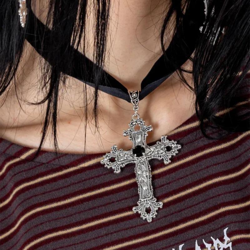 Gothic cross necklace hot-selling niche personality hollow flower fabric hokr collar item