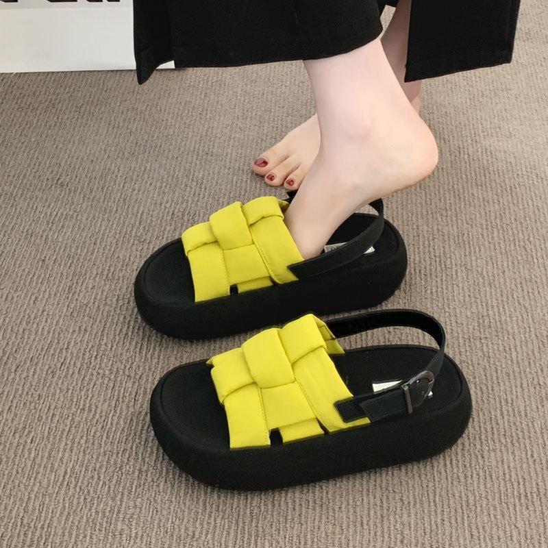 Open-toed fashion woven casual sandals  summer new breathable comfortable versatile thick-soled heightening beach shoes