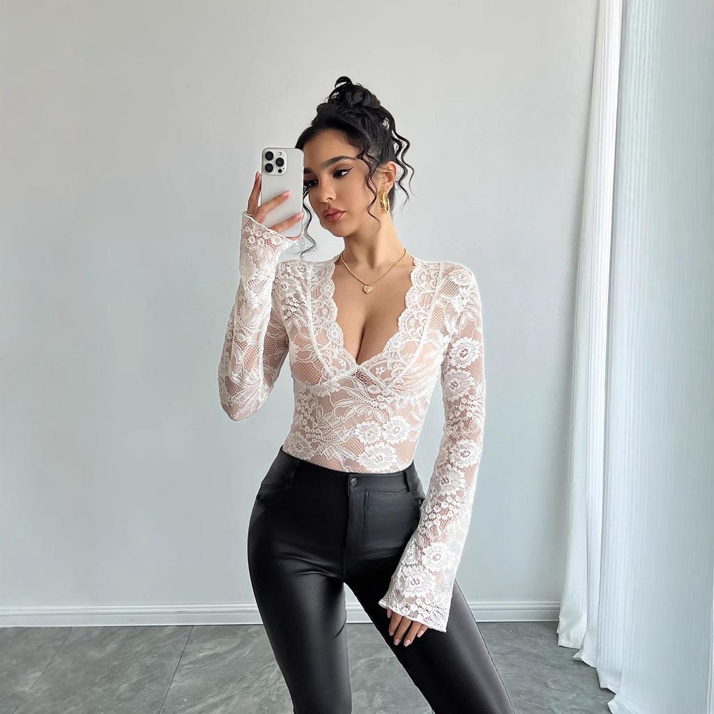 Spring and Summer Ladies Solid Color Sexy Lace Slim V-neck Long-sleeved T-shirt Tops Women Versatile Closet Essential Fashion Items Shirt