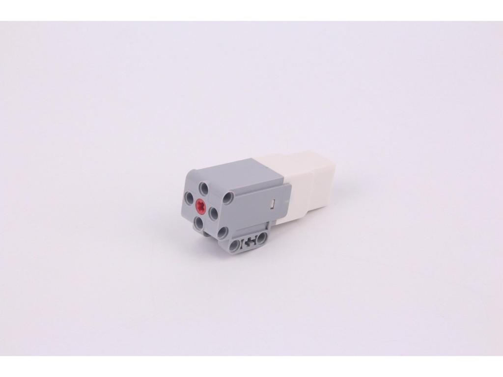 Compatible with Lego EV3: Large Motor 45544/31313, Medium Motor 45503, and Servo Motor 45502.