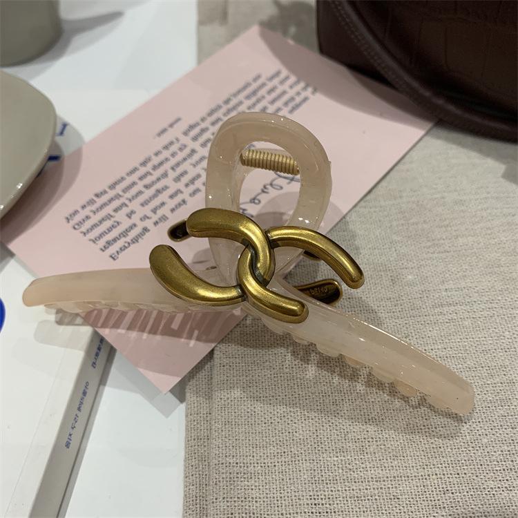 Elegant High-End Bronze Double 'C' Hairpin: Large Summer Shark Clip