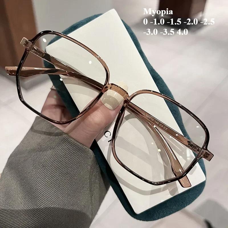 Luxury Ladies Transparent Glasses Fashion Large Square Frame Near Sight Eyeglasses Men Women Anti-blue Light Myopia Eyewear