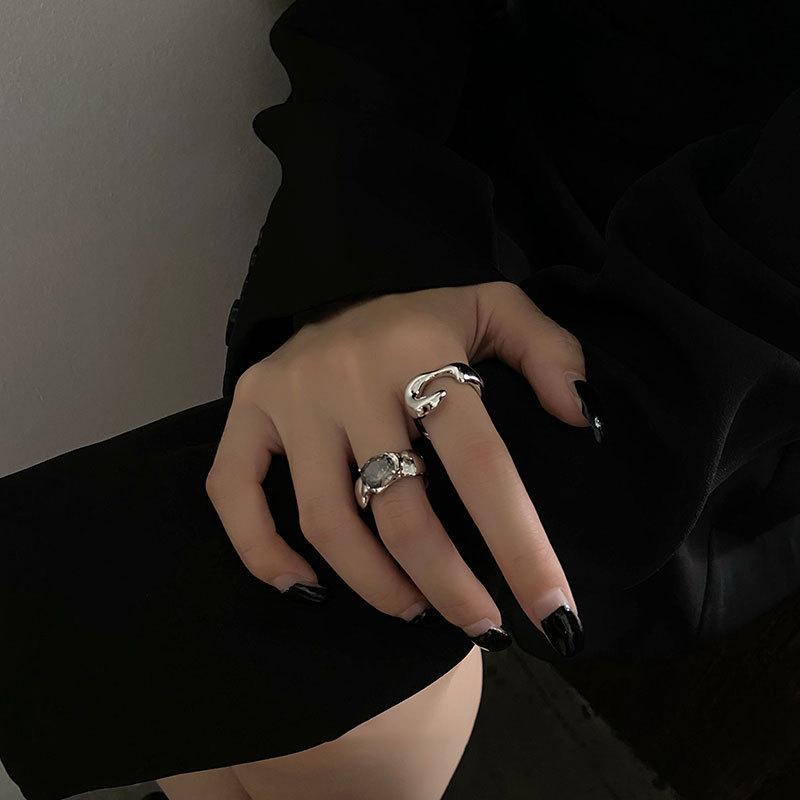 Geometric Minimalist Chic Design Ring For Women Trendy Cool Fashion Piece Statement