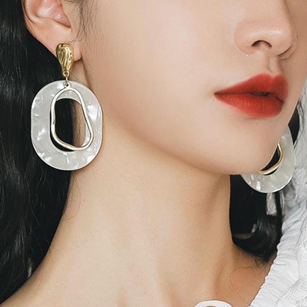 Women's Daily Akali Big Oval Long Earrings