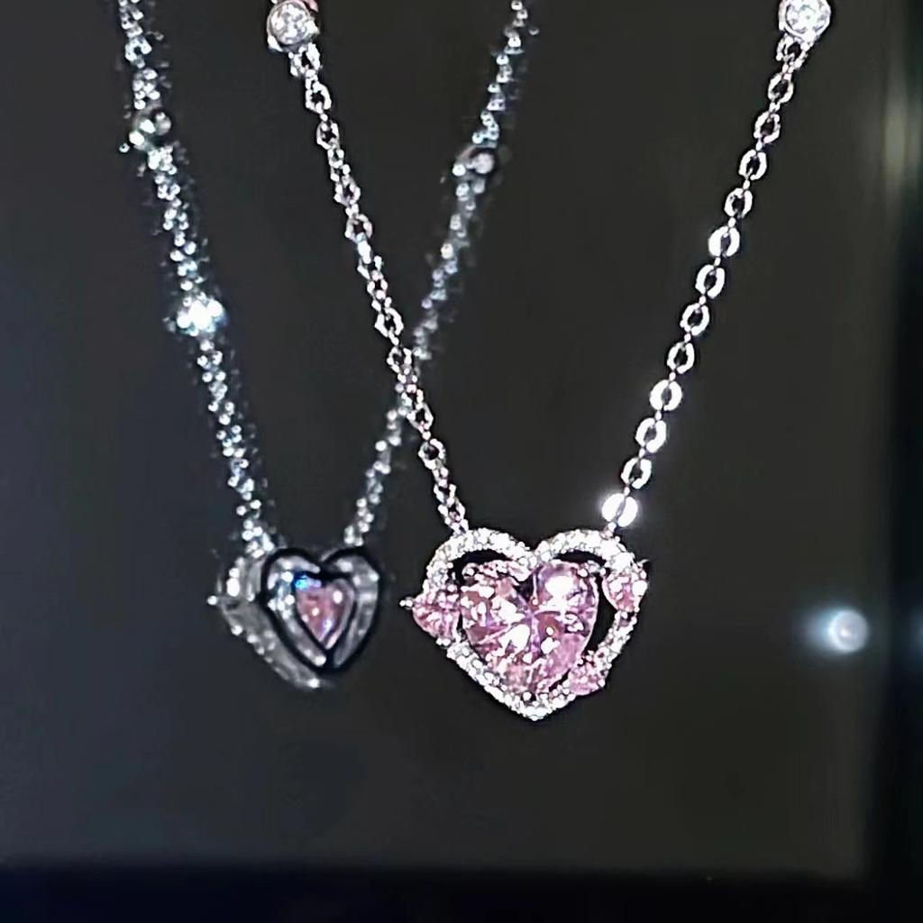 Korean Pink Crystal Heart Pendant Necklace for Woman Minimalist Jewelry Girl's Neck Chain 2025 New Light Luxury Party Gifts