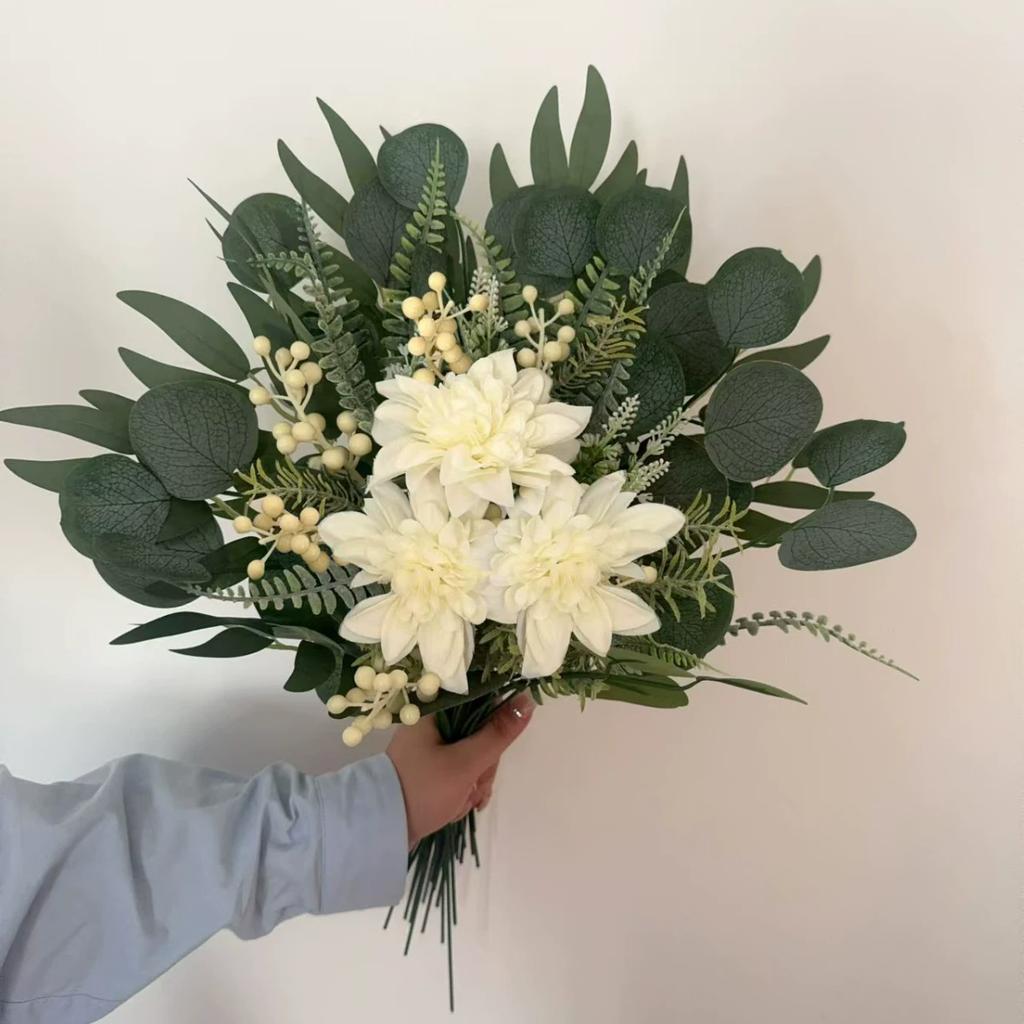 Mixed Artificial Flowers Bouquet with Eucalyptus Leaves And Silver Willow Cuttings for Wedding Floral DIY Home Decor