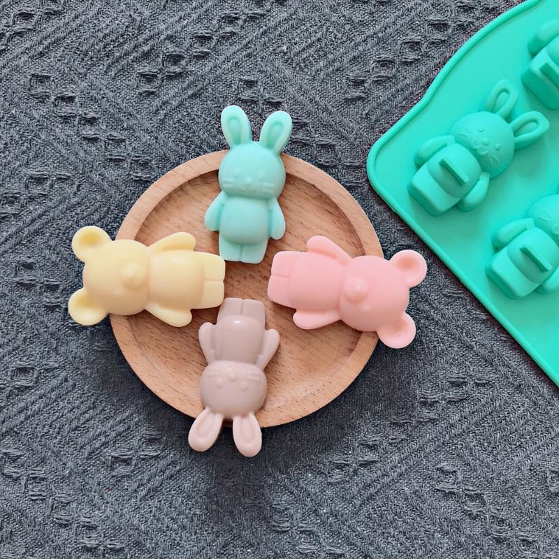 Creative Bear Rabbit Shaped Chocolate Silicone Mold 3D Candy Pudding Biscuit Cake Baking Mold