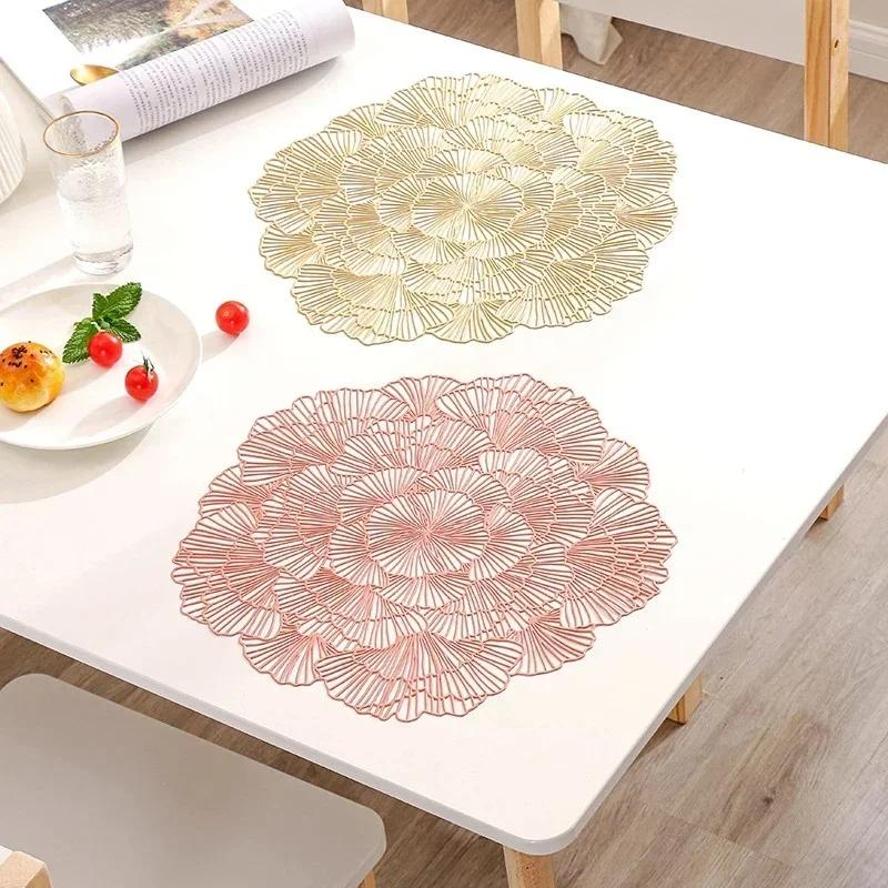 European Hollowed Out Flower Dining Mat Desktop Decoration Anti Slip And Heat Insulation Mat Light Luxury Western Dining Mat