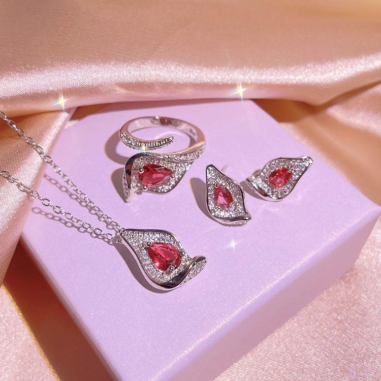 New Womens Jewelry Three piece Set with Irregular Red Zircon Party Jewelry