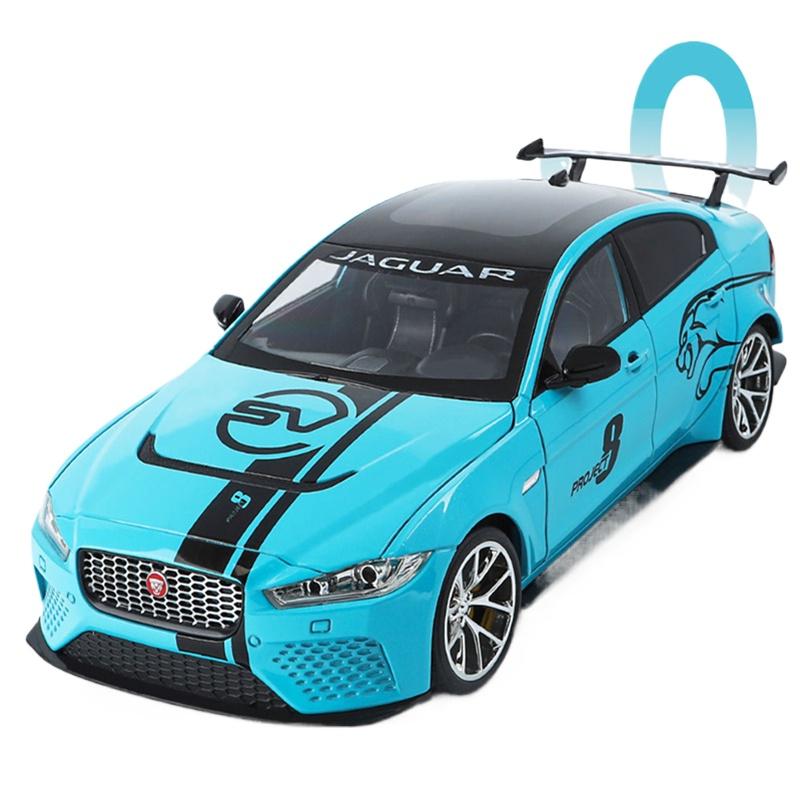

1/18 Jaguar XE SV Project 8 SUV Alloy Sports Car Model Diecast Metal Car Vehicles Model Simulation Sound and Light Kids Toy Gift синий