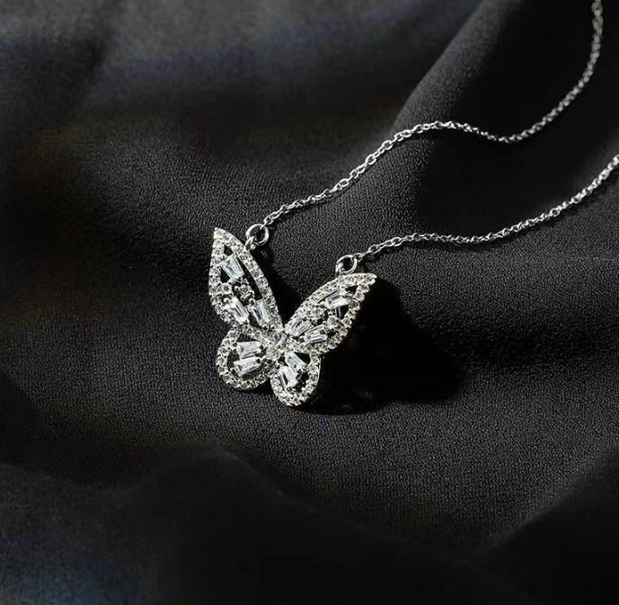 Copper Plated Gold Pendant with Pearl Butterfly Tassel - Women's Luxury Necklace