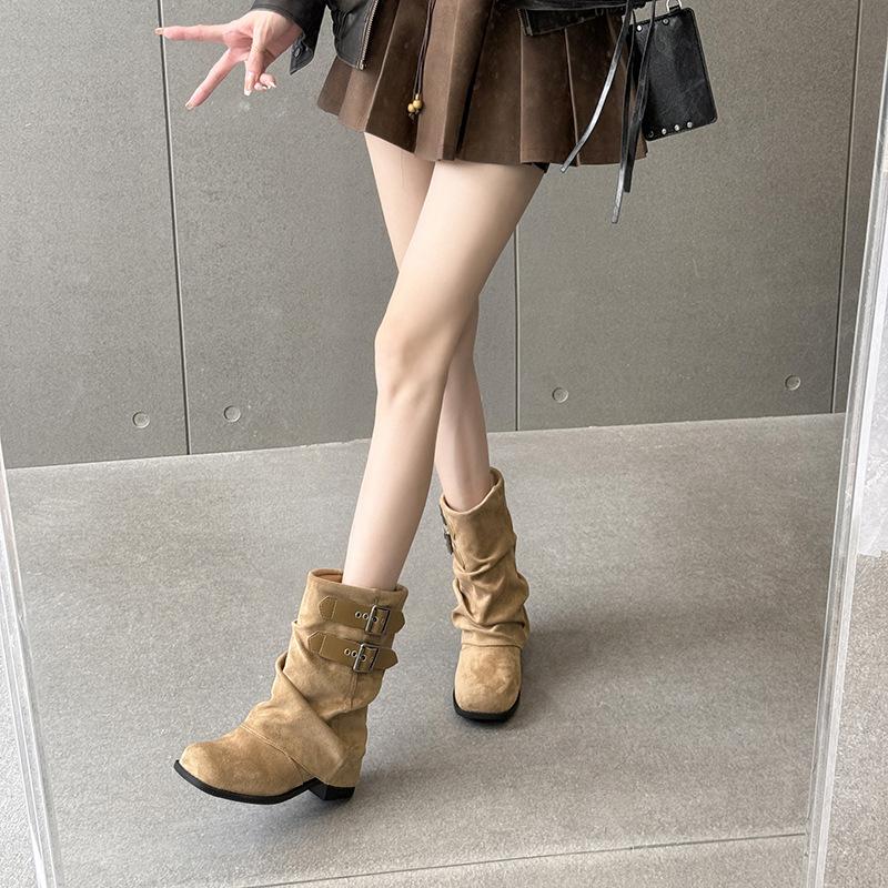2025 New Pleated Stacking Boots Thick Heel Belt Buckle Loose Large Tube Circumference Women's Boots Summer Popular Super Fire Trouser Tube Boots