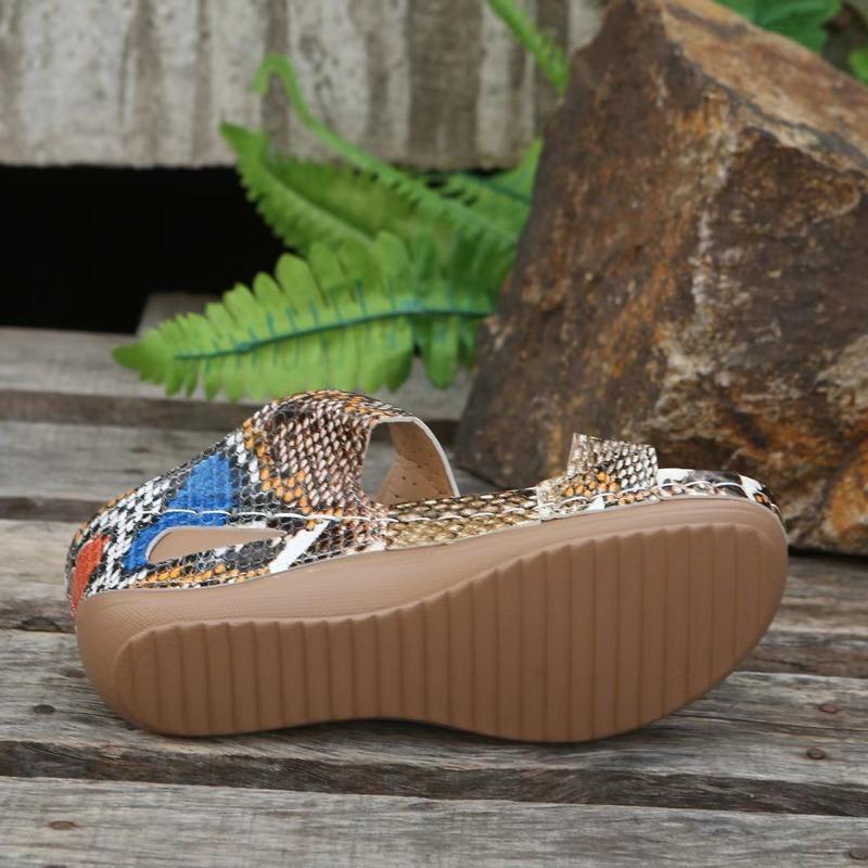 Dámské nadměrné letní nové sandály jednobarevné květinové s otevřenou špičkou na klínku s rybí tlamou