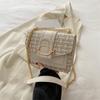 Fashion messenger bag beautiful small square bag niche design women's bag new trendy chain shoulder bag