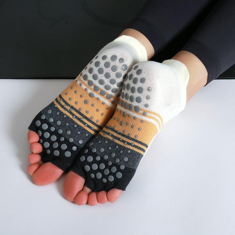Novas Meias de Yoga com Cinco Dedos: Meias de Chão Antiderrapantes, Sem Costas para Fitness e Pilates