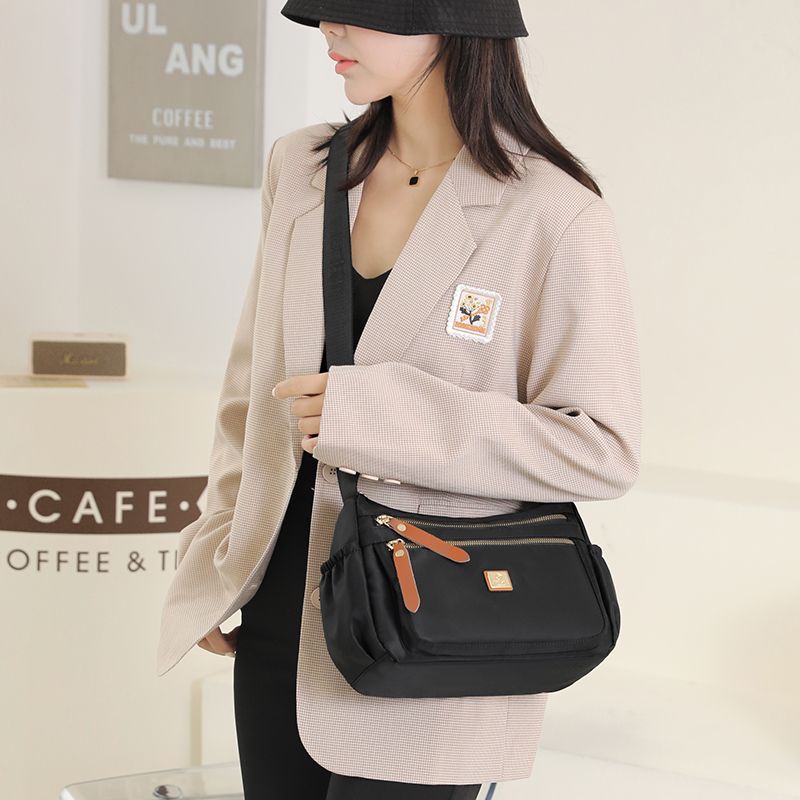 Women's Bag Nylon Mother Bag Waterproof Oxford Cloth Single Shoulder Crossbody Bag Casual Women's Bag Multi-layer