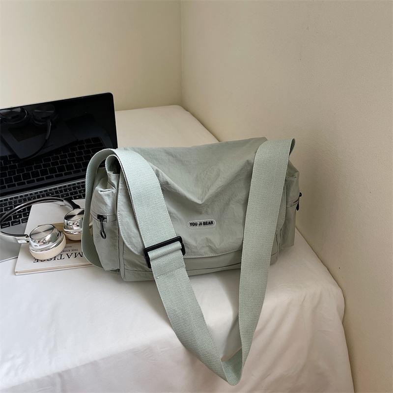 Large Capacity Lightweight Student Shoulder Bag Women Solid Color Crossbody Bag